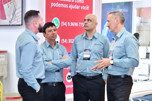 MAU_8166.jpg