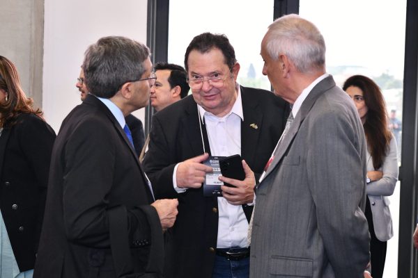 MAU_8190.jpg