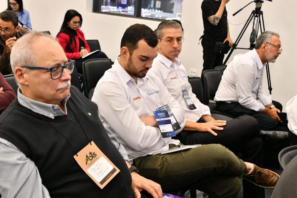 MAU_8835.jpg