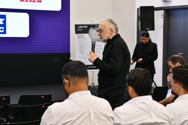 MAU_8848.jpg