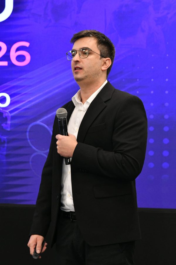 MAU_8881.jpg
