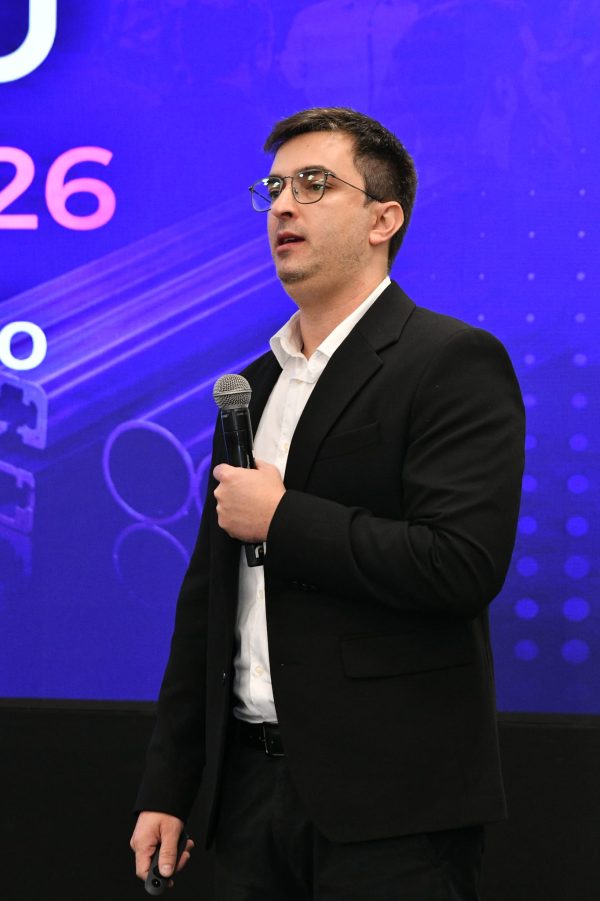 MAU_8882.jpg