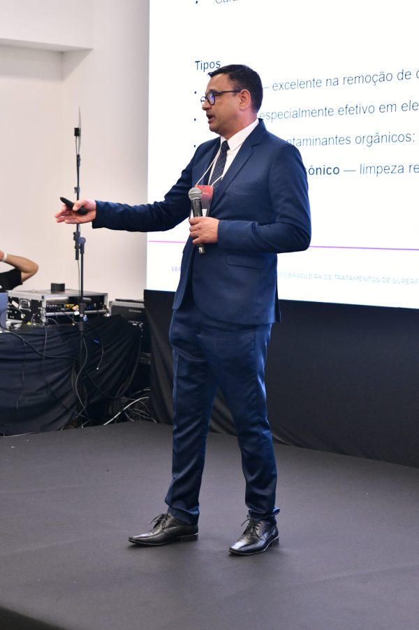 MAU_8931.jpg