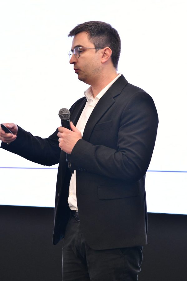 MAU_8962.jpg