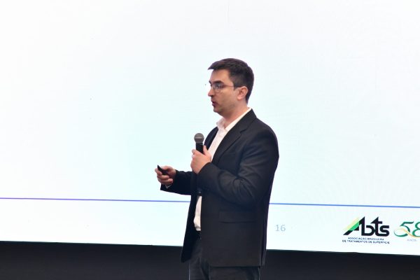 MAU_8963.jpg